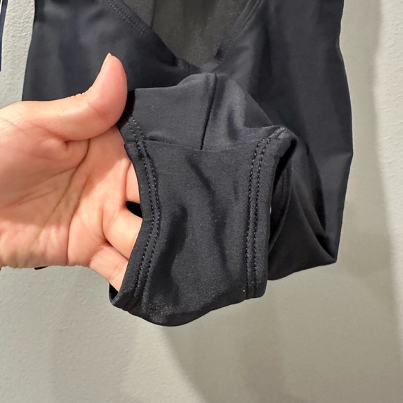 ANNE COLE ‼️NEW‼️ Elegant Black One-Piece Swimsuit - Picture 6 of 9